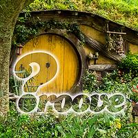 groove quiz, hobbit-haus mit großem fragezeichen und schriftzug