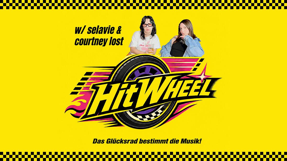hitwheel, partygrafik mit zwei djs und glücksrad auf gelbem hintergrund