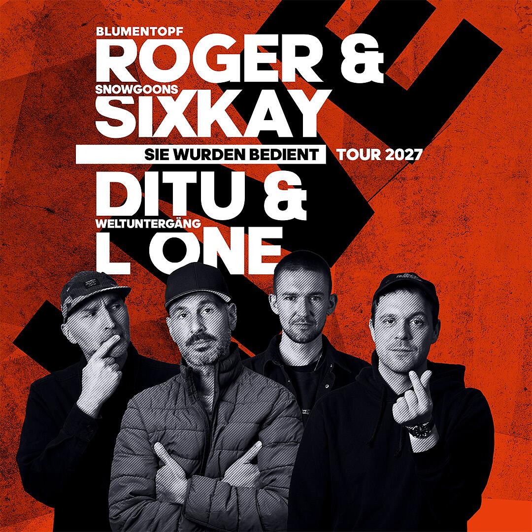 roger & sixkay und ditu & l one, vierköpfiges hip-hop-kollektiv in schwarz-weiß vor grafischem hintergrund