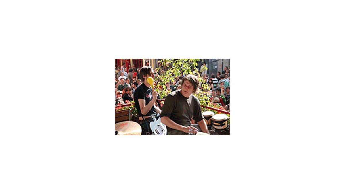 BRN - Quatsch am Nachmittag
mit Robert and the Roboters
